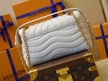 Luxury Monogram Shoulder Bag - Women's Elegant Designer Fashion - NM5256