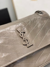 Designer Iconic Shoulder Bag - Luxury Women's Premium Fashion - NM3161