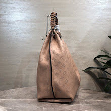 Designer Iconic Shoulder Bag - Luxury Women's Premium Fashion - NM4415