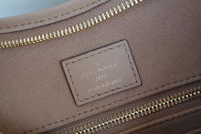Chic Designer Shoulder Handbag - Premium Luxury Women's Style - NM4717