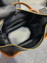 Luxury Structured Shoulder Bag - Women's Premium Designer Fashion - NM3367