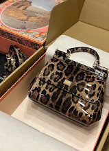 Premium Women's Crossbody Bag - Luxury Designer Fashion Accessory - NM6698