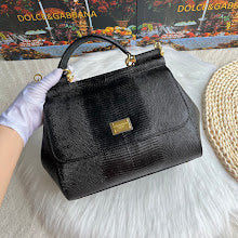 Chic Designer Tote Handbag - Luxury Premium Women's Fashion Bag - NM7118
