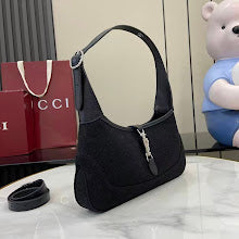 Chic Women's Crossbody Handbag - Luxury Premium Designer Style - NM3994