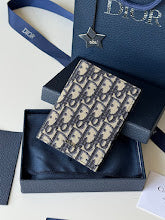 Designer Iconic Tote Handbag - Premium Luxury Women's Fashion - NM7386