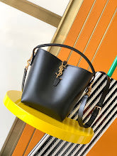 Luxury Monogram Shoulder Bag - Women's Elegant Designer Fashion - NM3321