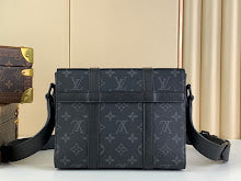Premium Women's Shoulder Bag - Designer Luxury Fashion Accessory - NM4917