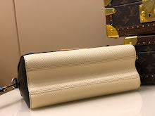 Designer Heritage Crossbody Bag - Premium Luxury Women's Fashion - NM4132