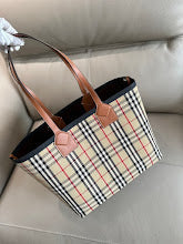 New Designer Iconic Shoulder Bag - Luxury Women's Premium Fashion - NM5897