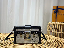 Luxury Structured Top Handle Bag - Premium Women's Designer Fashion - NM4220