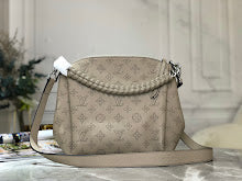 Chic Women's Shoulder Handbag - Luxury Premium Designer Style - NM4311
