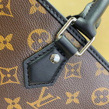 Chic Designer Satchel Bag - Luxury Women's Top Handle Handbag - NM4221