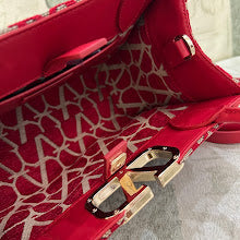 Premium Leather Crossbody Bag - Elegant Women's Designer Handbag - NM2855