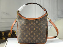 Chic Women's Designer Tote - Luxury Premium Handbag Style - NM5050