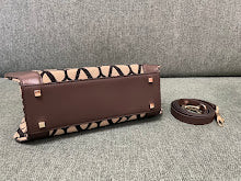 Designer Iconic Tote Handbag - Premium Luxury Women's Fashion - NM2857