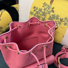 Designer Iconic Tote Handbag - Premium Luxury Women's Fashion - NM2974