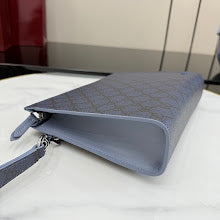 Luxury Signature Top Handle Bag - Elegant Women's Designer Handbag - NM4025