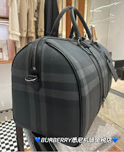 Premium Women's Shoulder Bag - Designer Luxury Fashion Accessory - NM5482