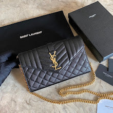 Luxury Iconic Crossbody Bag - Women's Elegant Designer Fashion - NM3647
