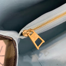 Designer Iconic Shoulder Bag - Luxury Women's Premium Fashion - NM5446