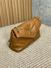 Premium Leather Crossbody Bag - Elegant Women's Designer Handbag - NM3821
