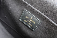 Chic Women's Crossbody Handbag - Luxury Premium Designer Style - NM4548