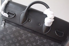 Luxury Structured Shoulder Bag - Women's Premium Designer Fashion - NM4419