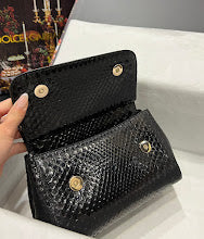 Premium Leather Crossbody Bag - Elegant Women's Designer Handbag - NM7130