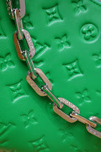 Chic Designer Shoulder Handbag - Premium Luxury Women's Style - NM5368