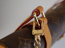 Premium Signature Crossbody - Chic Women's Luxury Designer Bag - NM4324