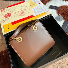 Luxury Signature Top Handle Bag - Elegant Women's Designer Handbag - NM6774