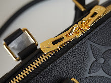 Luxury Designer Shoulder Bag for Women - Premium Fashion Handbag - NM4540