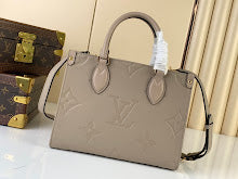 Luxury Canvas Tote Bag - Women's Designer Premium Fashion - NM4945