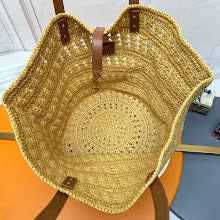 Designer Iconic Shoulder Bag - Luxury Women's Premium Fashion - NM3359