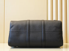 Luxury Monogram Shoulder Bag - Women's Elegant Designer Fashion - NM4102