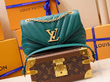 Chic Designer Tote Handbag - Luxury Premium Women's Fashion Bag - NM5074