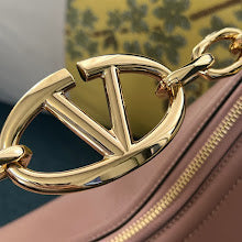 Chic Women's Designer Tote - Luxury Premium Handbag Style - NM2900