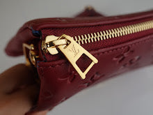 Chic Women's Crossbody Handbag - Luxury Premium Designer Style - NM5172