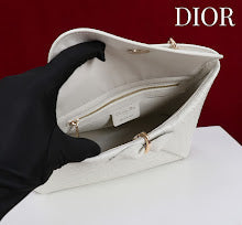 Chic Women's Satchel Handbag - Luxury Premium Designer Style - NM7638