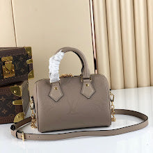 Designer Heritage Crossbody Bag - Premium Luxury Women's Fashion - NM4542