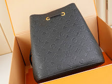 Premium Women's Shoulder Bag - Designer Luxury Fashion Accessory - NM5039