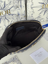 Luxury Monogram Shoulder Bag - Women's Elegant Designer Fashion - NM7356
