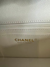 New Premium Women's Tote Bag - Luxury Designer Fashion Handbag - NM6091