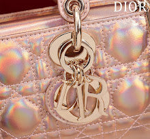 Chic Women's Shoulder Handbag - Luxury Premium Designer Style - NM7407