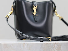 Luxury Structured Shoulder Bag - Women's Premium Designer Fashion - NM3445