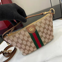 Luxury Monogram Shoulder Bag - Women's Elegant Designer Fashion - NM3969