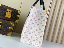 Luxury Designer Crossbody Bag for Women - Premium Fashion Handbag - NM4439