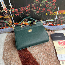 Premium Women's Tote Bag - Luxury Designer Fashion Handbag - NM6770