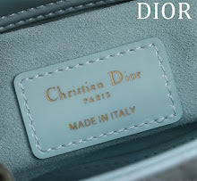 Designer Iconic Shoulder Bag - Luxury Women's Premium Fashion - NM7483