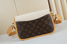 Premium Structured Satchel - Chic Women's Luxury Designer Handbag - NM4672